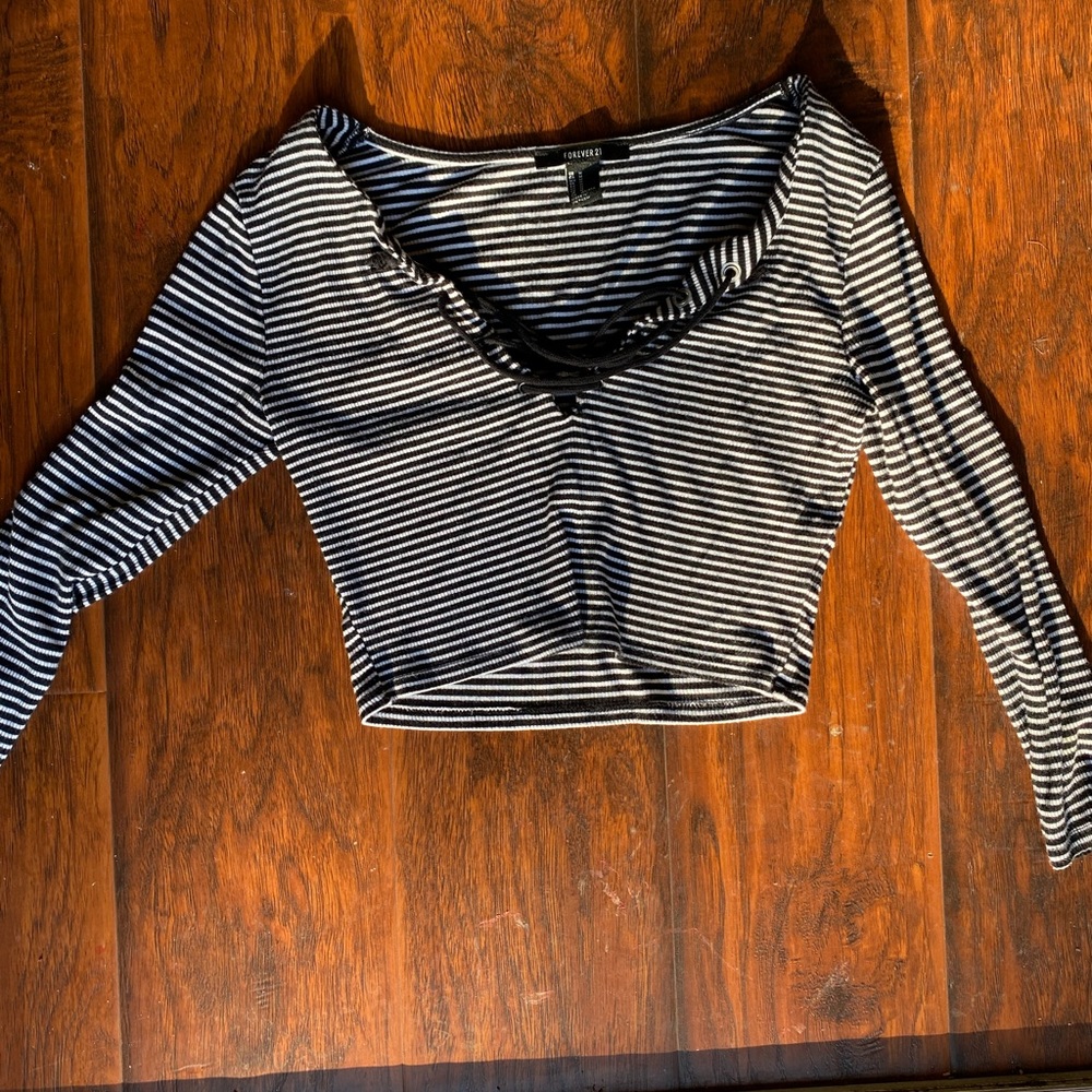 Cropped striped shirt